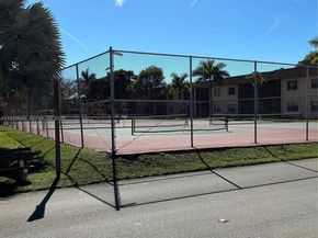 200 Ashbury Rd 203, Hollywood FL 33024