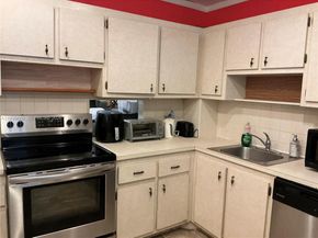 200 Ashbury Rd 203, Hollywood FL 33024