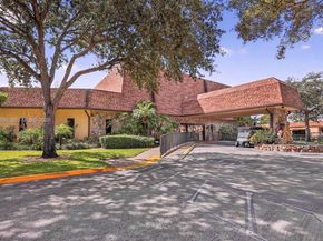 200 Ashbury Rd 203, Hollywood FL 33024