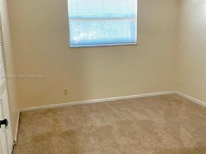 200 Ashbury Rd 203, Hollywood FL 33024