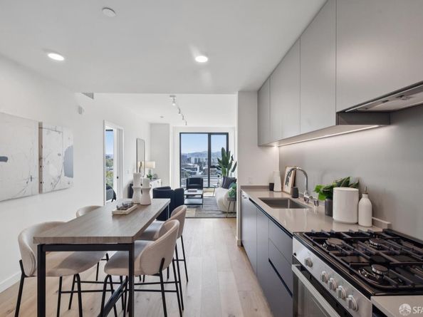 988 Harrison Street WA8, San Francisco CA 94107
