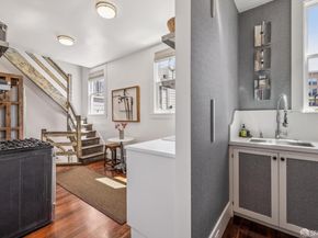 1698 Armstrong Avenue, San Francisco CA 94124