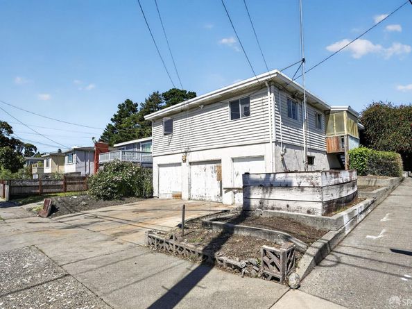 5601 Doremus Avenue, Richmond CA 94805