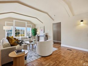 39 East Cavour Street, Daly City CA 94014