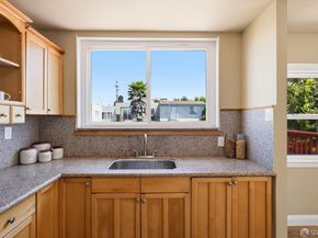 39 East Cavour Street, Daly City CA 94014