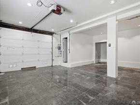 39 East Cavour Street, Daly City CA 94014