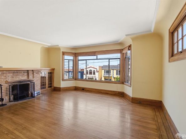 2454 24th Avenue, San Francisco CA 94116