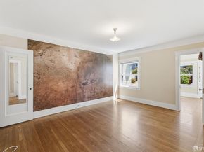 2454 24th Avenue, San Francisco CA 94116