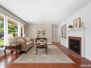 45 Woodridge Circle, Trumbull CT 06611
