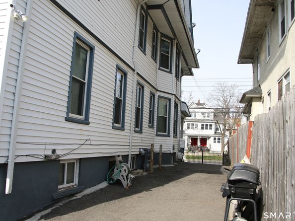 1525 Park Avenue, Bridgeport CT 06604