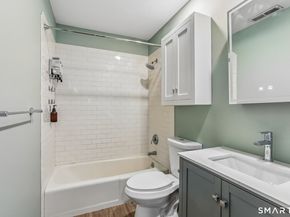 166 Old Brookfield Road 20A5, Danbury CT 06811