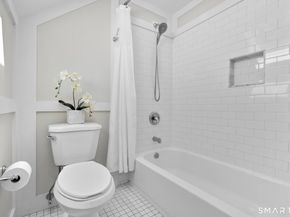 324 Villa Avenue, Fairfield CT 06825