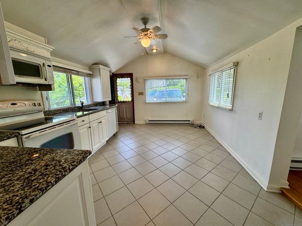 11 Knollcrest Road, New Fairfield CT 06812