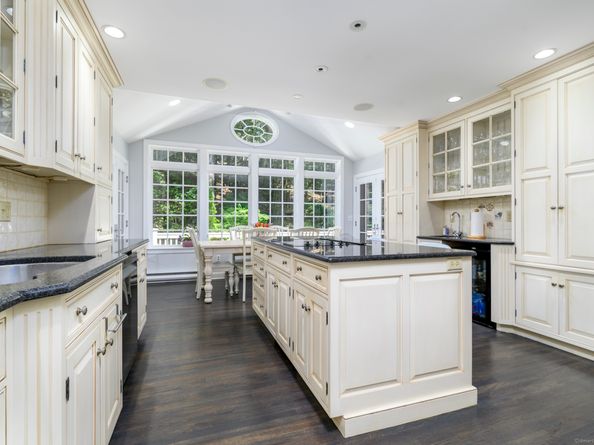 65 McIntosh Road, Stamford CT 06903