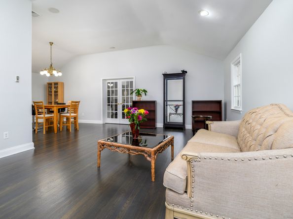 65 McIntosh Road, Stamford CT 06903