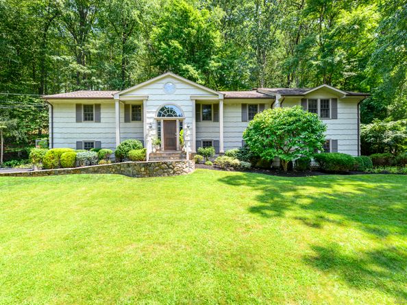 65 McIntosh Road, Stamford CT 06903