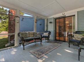 66 Loftus Circle, Bridgeport CT 06606