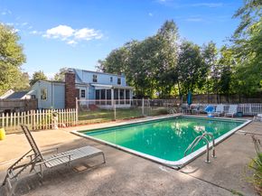 66 Loftus Circle, Bridgeport CT 06606