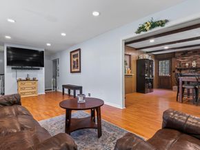 66 Loftus Circle, Bridgeport CT 06606