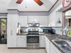 66 Loftus Circle, Bridgeport CT 06606