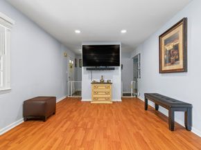 66 Loftus Circle, Bridgeport CT 06606