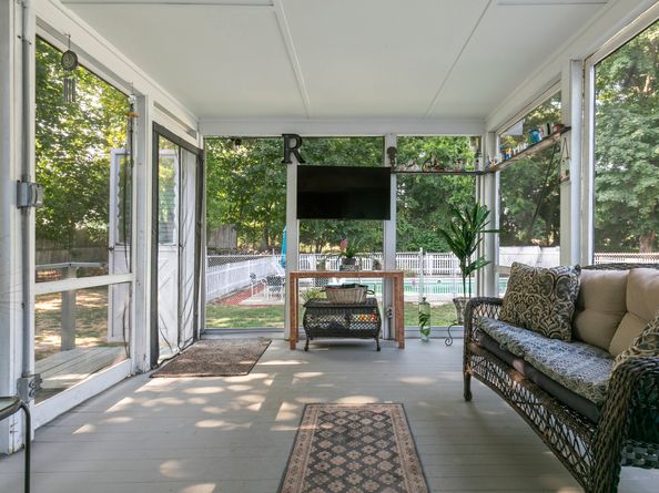 66 Loftus Circle, Bridgeport CT 06606