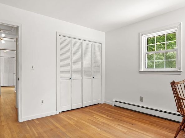 218 Adams Road, Easton CT 06612