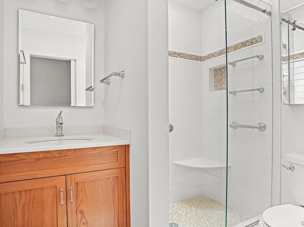 218 Adams Road, Easton CT 06612