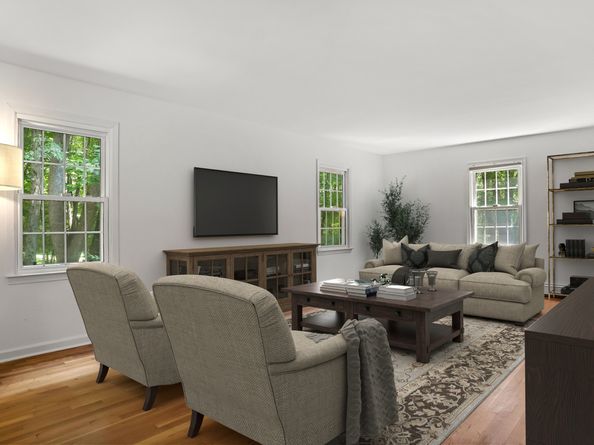 218 Adams Road, Easton CT 06612