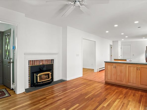 218 Adams Road, Easton CT 06612
