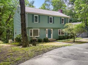 218 Adams Road, Easton CT 06612