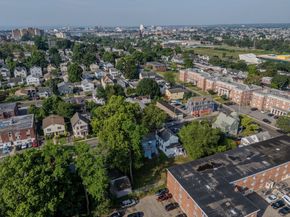 43 Granfield Avenue, Bridgeport CT 06610