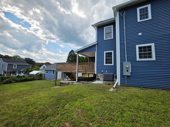 62 Davis Street, Danbury CT 06810