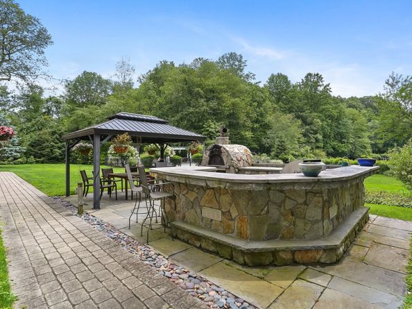 101 Golden Hill Street, Trumbull CT 06611
