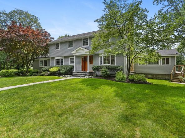 101 Golden Hill Street, Trumbull CT 06611