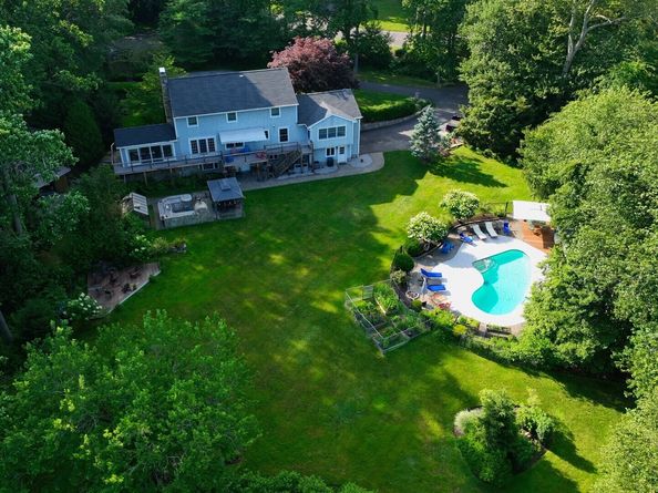 101 Golden Hill Street, Trumbull CT 06611