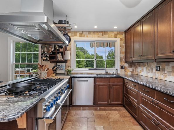 101 Golden Hill Street, Trumbull CT 06611