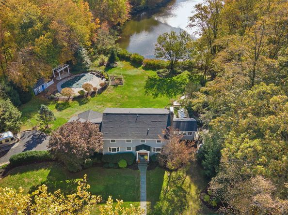 101 Golden Hill Street, Trumbull CT 06611