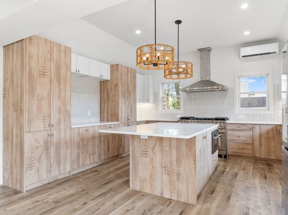 281 East Avenue, Norwalk CT 06850