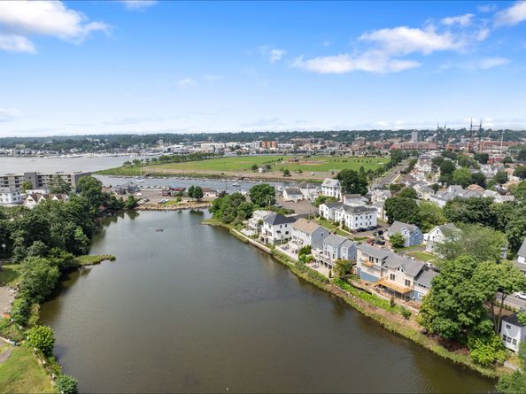 281 East Avenue, Norwalk CT 06850