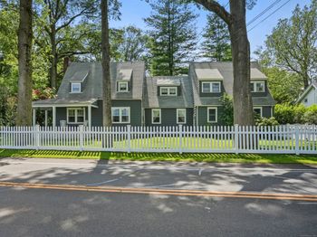 2 Clearview Avenue
