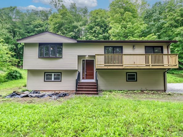 4 Deer Run Trail, Sherman CT 06784