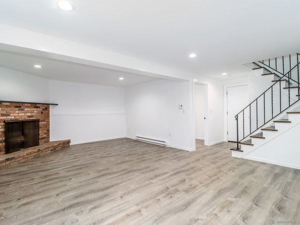 4 Deer Run Trail, Sherman CT 06784