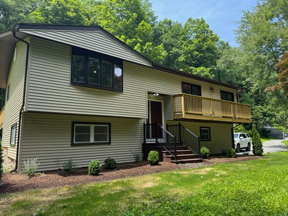 4 Deer Run Trail, Sherman CT 06784