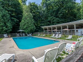 4 Deer Run Trail, Sherman CT 06784