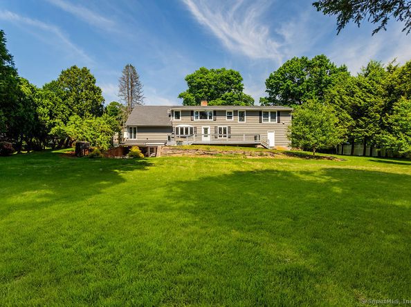 32 Redwood Drive, Bethel CT 06801