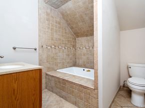 32 Redwood Drive, Bethel CT 06801