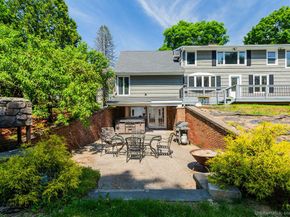32 Redwood Drive, Bethel CT 06801