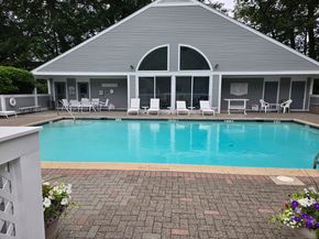 51 Hale Lane 51, Darien CT 06820