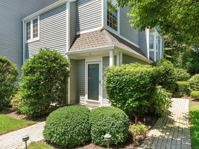 51 Hale Lane 51, Darien CT 06820